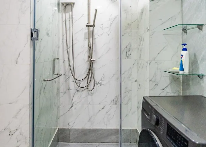 Stylish 1 Bedroom With Balcony & Quality Bed Себу